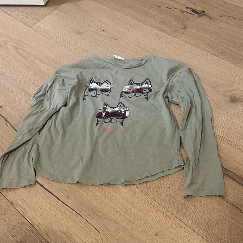 Zara girls Kids Cat Graphic Long Sleeve Shirt - Green sequin 10